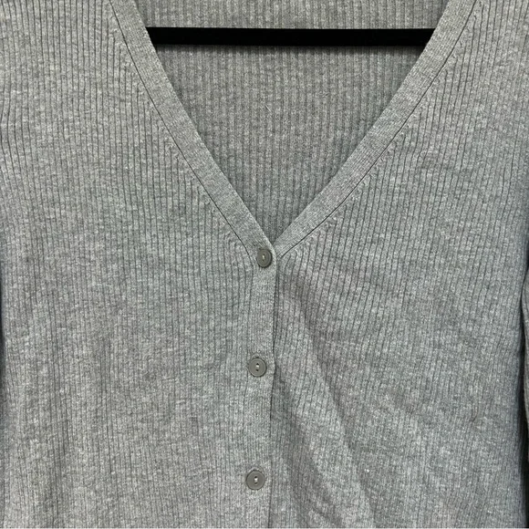 Grey Cropped Cardigan - Picture 5 of 6